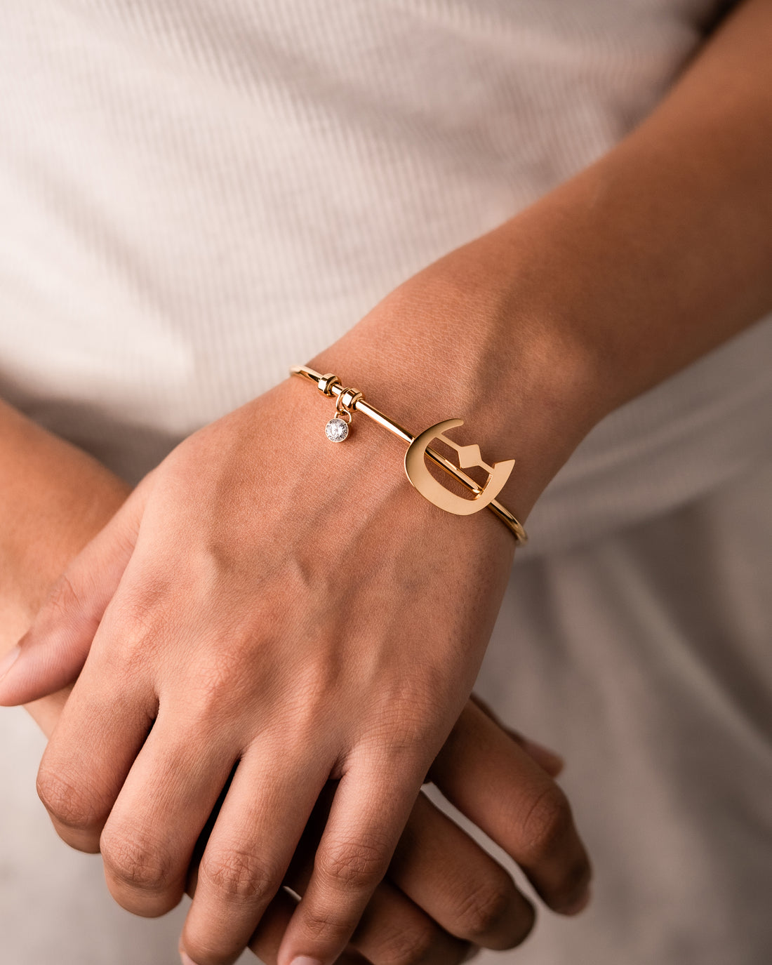 Arabic Initial Bracelet ن